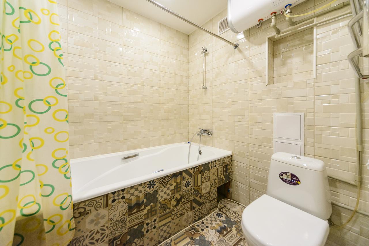 Apartment On Hryhoriia Chuprynky Kyiv Exterior photo